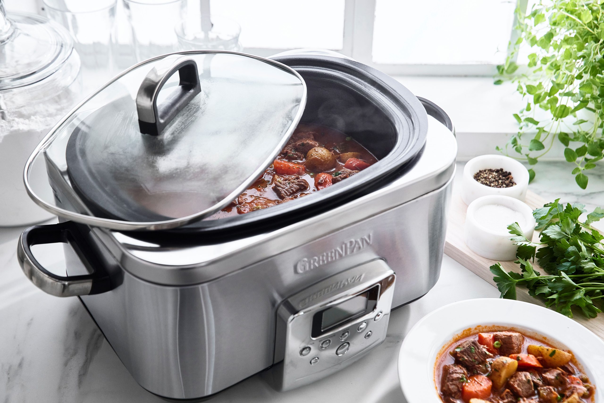 <a href="https://housewares100.co.uk/voting-details/?entryid=60" target="_blank">GreenPan PFAS-free Slow Cooker, The Cookware Company</a>