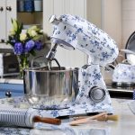 <a href="https://housewares100.co.uk/voting-details/?entryid=43" target="_blank">Laura Ashley 6L China Rose Die Cast Stand Mixer, MyVQ</a>